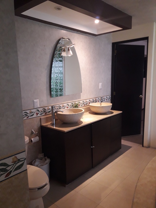 Suri Bienes Raíces - Casa en venta en San Pedro de los Pinos